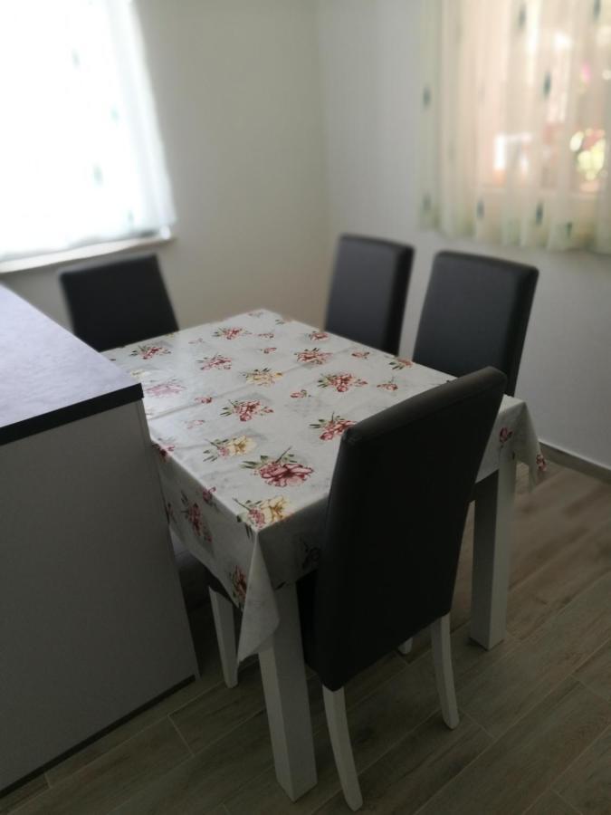 Apartman Nekic Opatija Exteriör bild